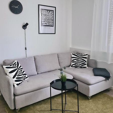 ברוכסל Modernes Zentrales Apartment מראה חיצוני תמונה